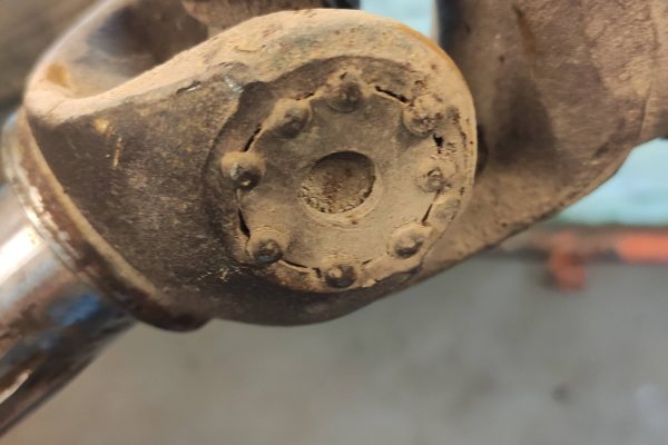 Sametināts kardāna krustenis